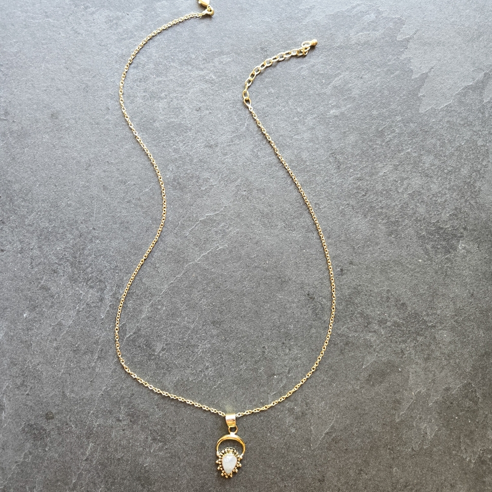 NWT Baizaar Moonstone Aura Necklace - Picture 3 of 5